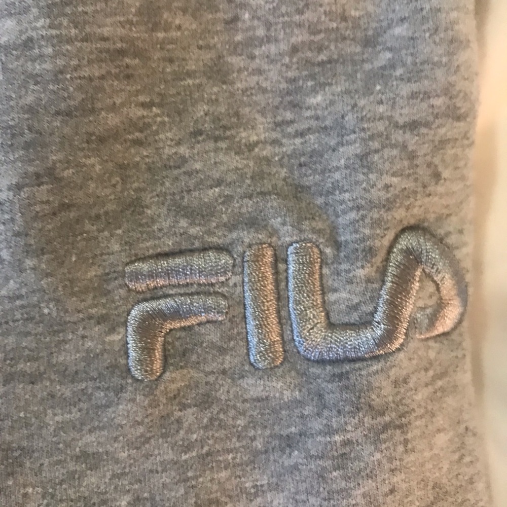 Women’s 3x Fila Sweat Pants with pockets and tie waste